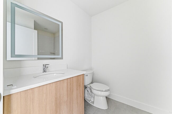 Photo - 1035-1037 Commonwealth Ave