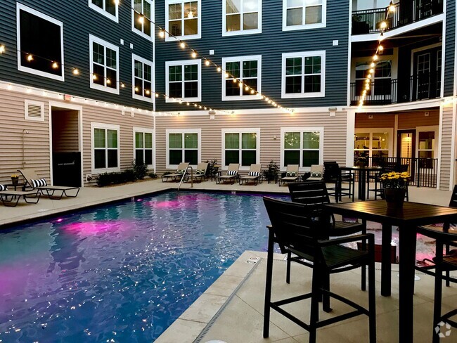 Building Photo - E1 | Studio | 563 sf Unit 546-130 Rental