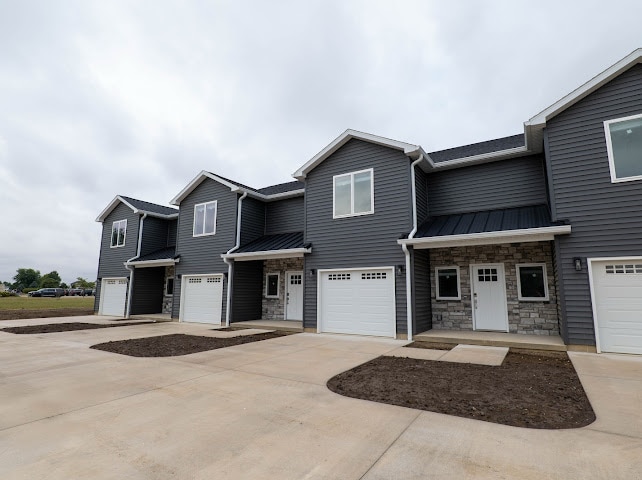 Building Photo - 1657 N Baltimore Ave