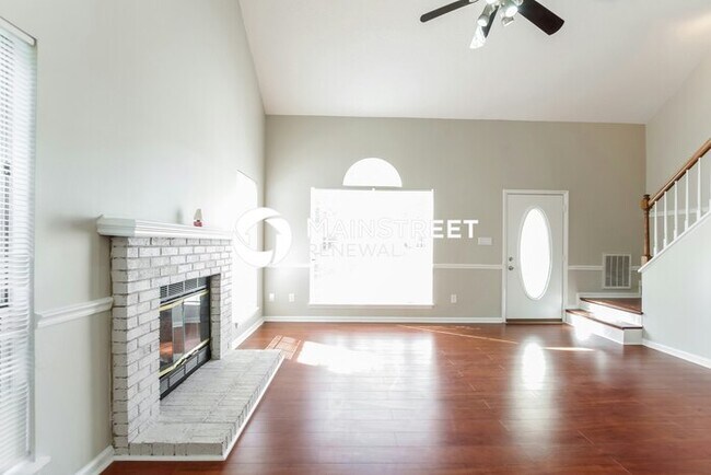Photo - 4 Bedroom Pet-Friendly Home in Charlotte, NC with Main Street Renewal