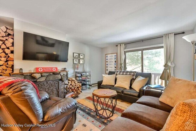 Photo - 76 Hunter Dr