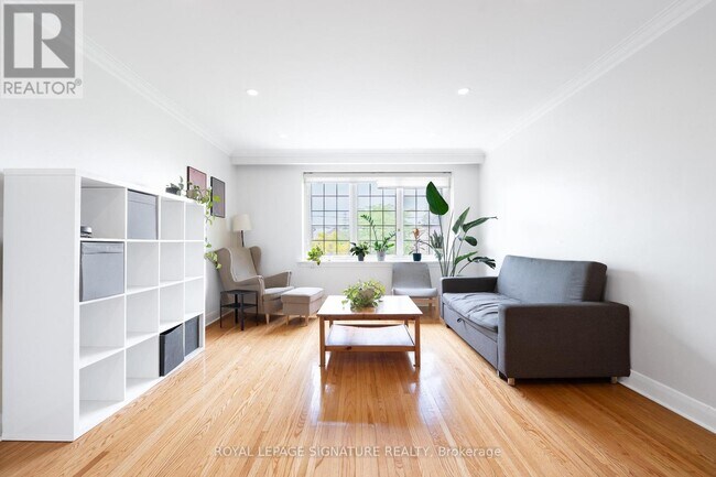 Photo - 83 Caledonia Rd
