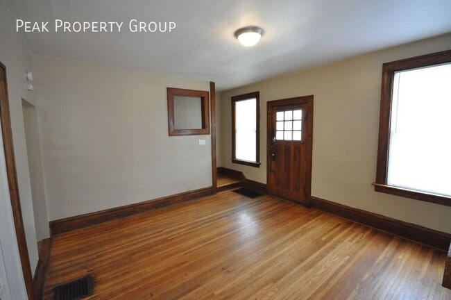 Photo - 396 E Northwood Ave