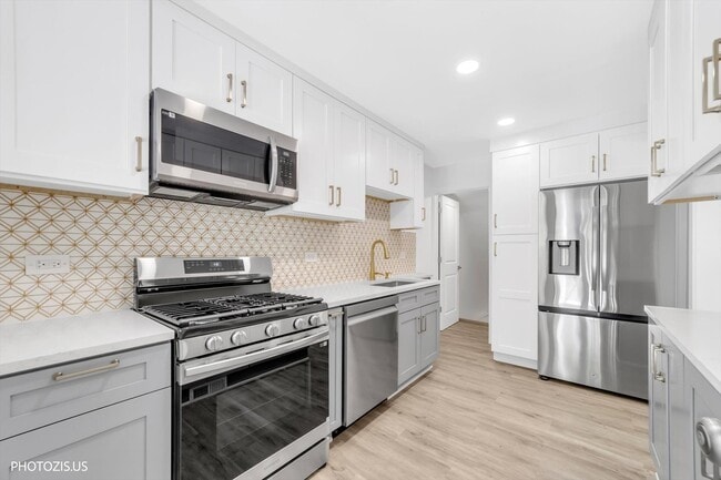 Photo - 803 Brummel St