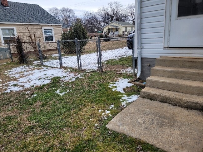 Photo - 1407 Whitsett St