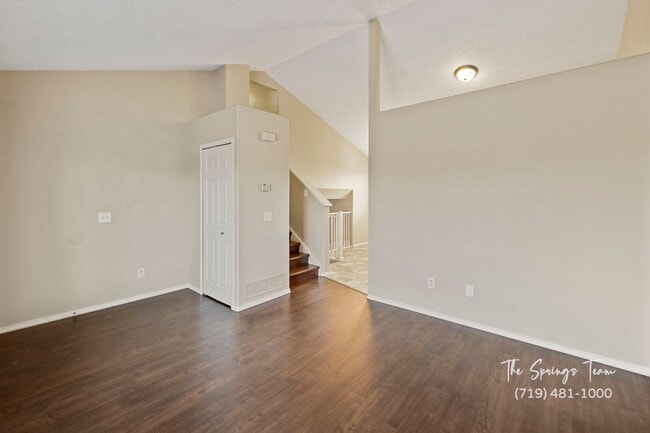 Photo - COUNTRYSIDE 3BD/2BA in FOUNTAIN - Security Deposit Waiver Available