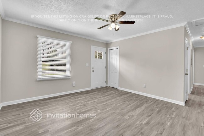 Photo - 3054 Cottonwood Dr SE