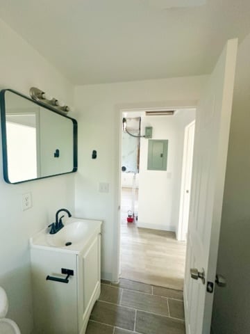 Photo - 1856 Moore St