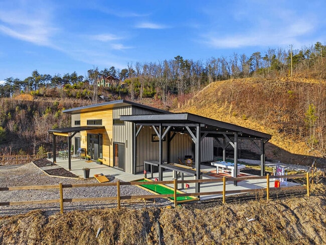 Photo - 268 Everett St Unidad SI ID1404265P