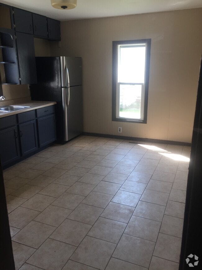 Building Photo - 915 Woodland Ave Rental