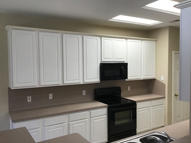 Photo - 16650 Beckland Ln