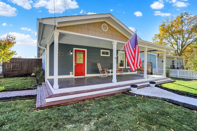 Photo - 301 W Pierce St