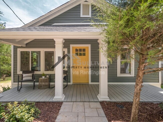 Photo - 1010 Cole St