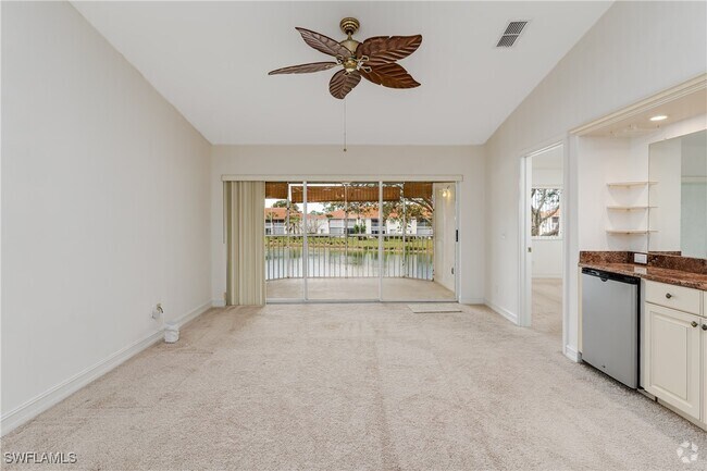 Building Photo - 655 Luisa Ln Unit 4 Rental
