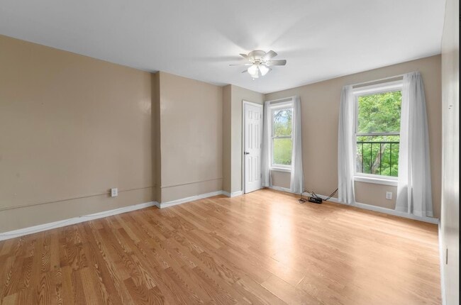 Photo - 812 Grand St Unit 3