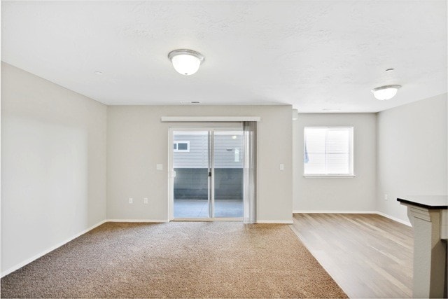 1x1 - 772 ft²