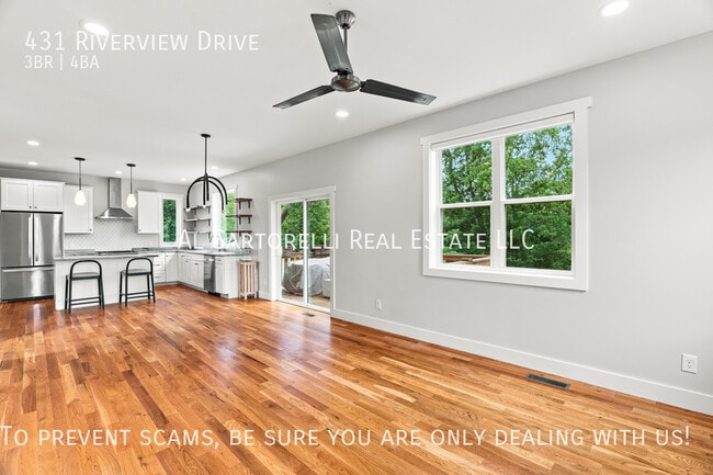 Photo - 431 Riverview Dr