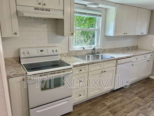 3089 Washington Pike Unit A