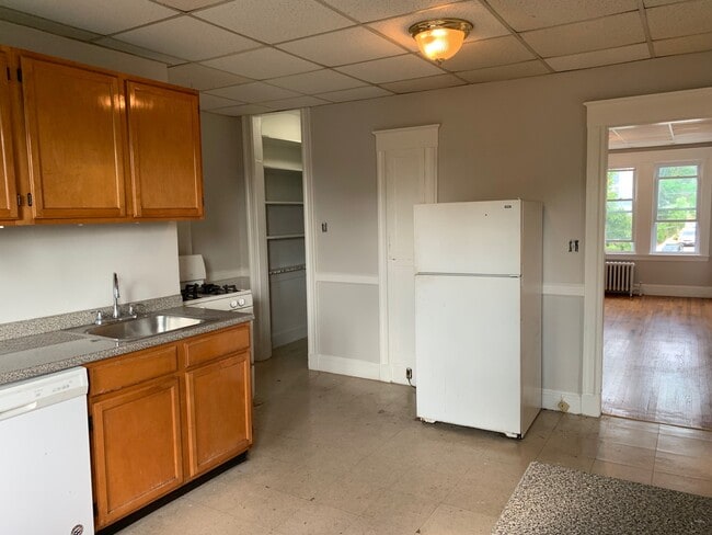 Photo - 25 Lourdes Ave Apartments Unit 6