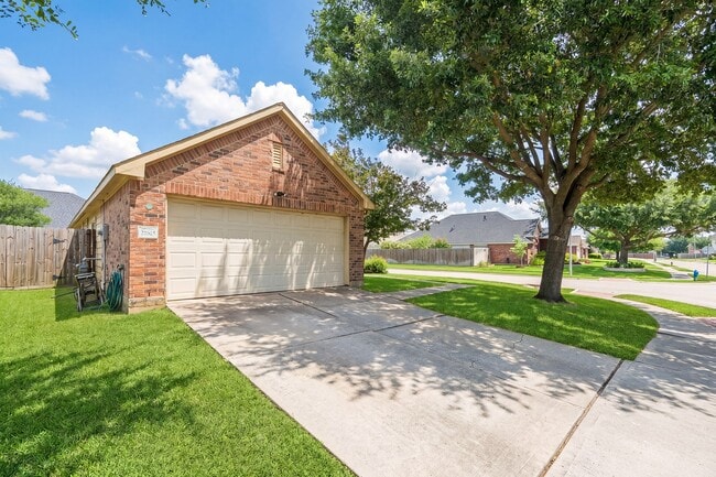 Photo - 21615 Terraceglen Ct