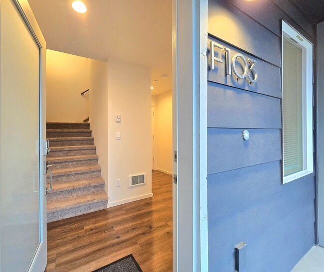 Photo - 4 Bedroom Townhome in Monroe - Pet Friendly - 1/2 1st Month Rent!