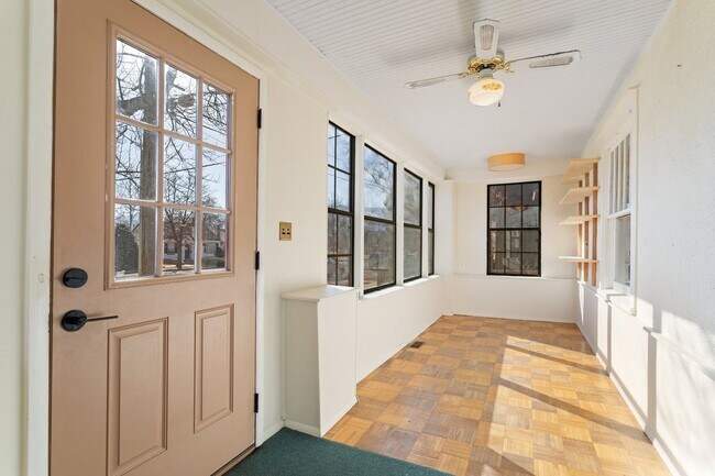 Photo - 416 E Espanola St