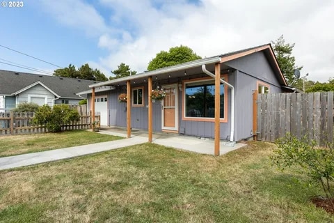 Building Photo - 6524 SW Harbor Ave Rental