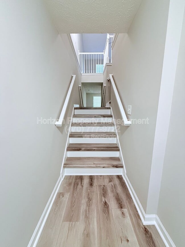Photo - 4005 Hidden Hollow Dr