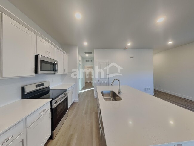 Photo - 13897 E 101st Ave