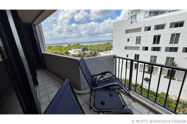 4200 N Ocean Dr Unit 1-605