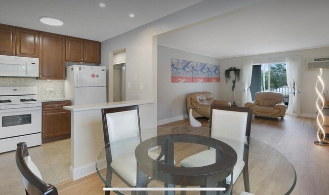 Photo - 3523 Central Rd