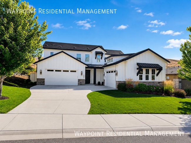 Building Photo - 6096 E Barber Dr