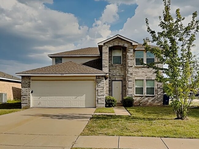 Building Photo - READY NOW! COME CHECK IT OUT! Rental