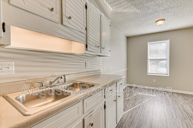 Photo - 170 Chalet North CT