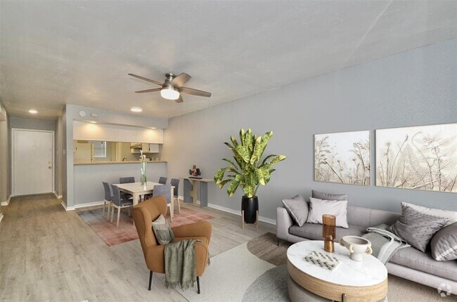 Building Photo - 1516 Bay Area Blvd Unit C6 Rental