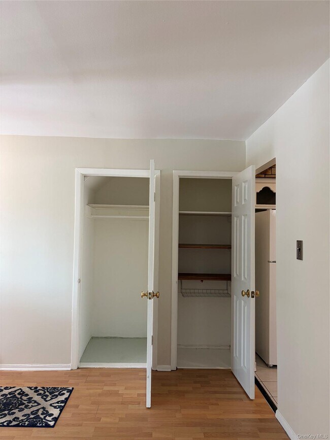 Photo - 2735 Cropsey Ave Unit Apt B