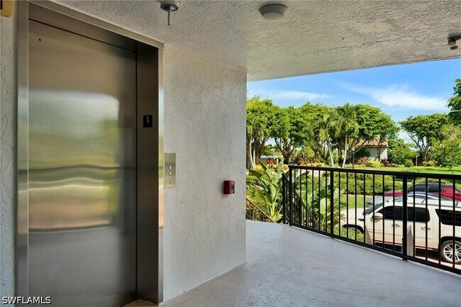 Photo - 334 La Peninsula Blvd Unit 334