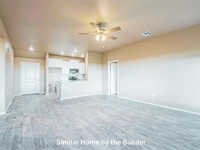 Photo - 1702 Highland Loop