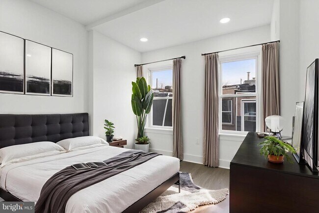 Building Photo - 2651 N 9th St