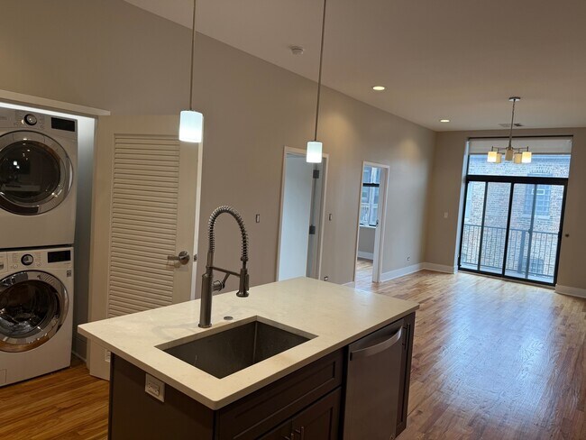 Photo - 3122 N Broadway