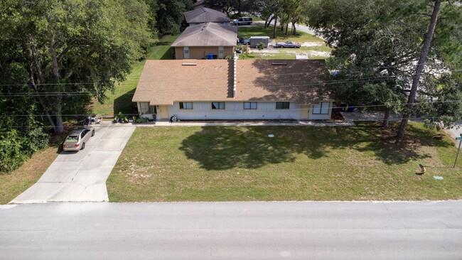Building Photo - 1000 S Winterhawk Dr Unit C