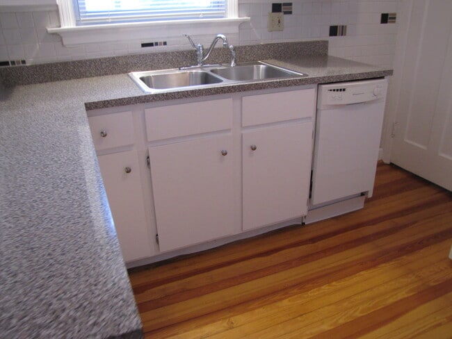 Photo - 9982 Zig Zag Rd