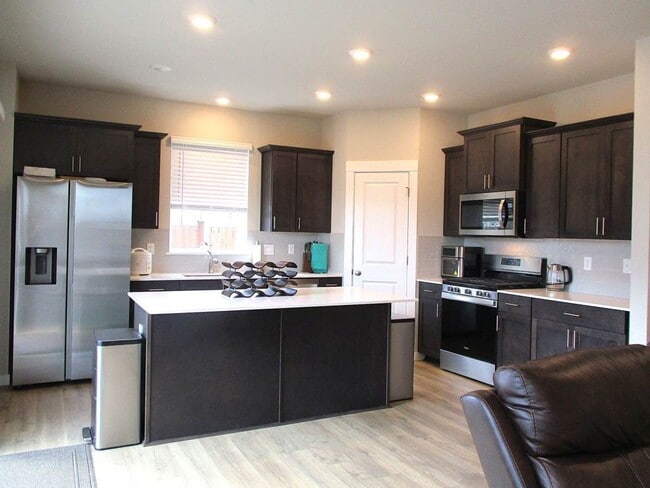 Photo - 5-Bedroom Home in Stetson Heights Backing to Greenbelt