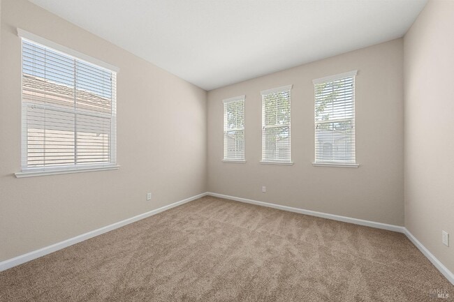 Photo - 505 Marianna Pl