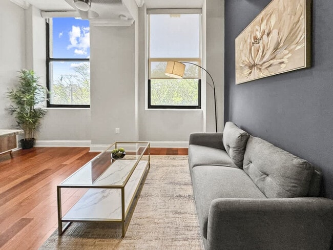 Building Photo - 1421 N 5th St Unit ID1055948P