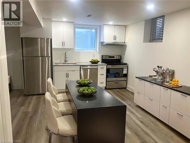 Photo - 79 Golden Meadow Crescent