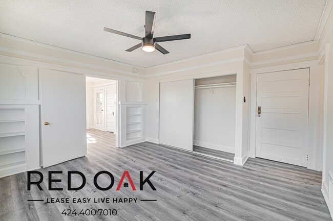 Photo - 4626 Wall St Unidad 4630