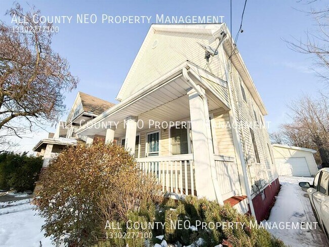 Photo - 2637 E 110th St