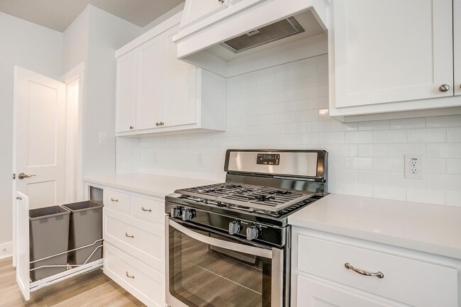 Photo - 2944 Forest Park Blvd Unit 2944 FP-2028
