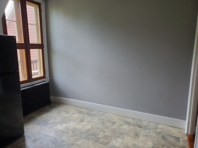 Photo - 436 W Marion St Unit Apt. E